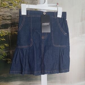 New with tags! Fashion Girls Blue Denim pleated ruffle Skirt